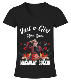 GIRL WHO LOVES MACAULAY CULKIN