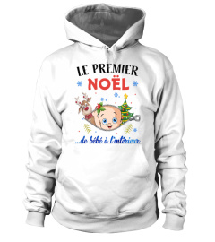 LE PREMIER NOËL DE BÉBÉ À L'INTÉRIEUR.