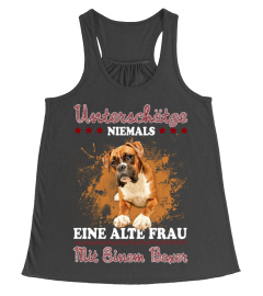 BOXER - UNTERSCHÄTZE NIEMALS EINE ALTE FRAU