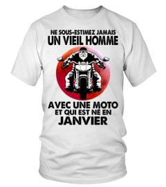 Ne sous-estimez un vieil homme moto janvier