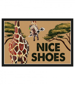 Funny giraffe says nice shoes doormat