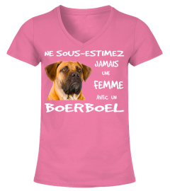 UNE FEMME AVEC UN BOERBOEL