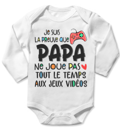 JE SUIS LA PREUVE QUE PAPA