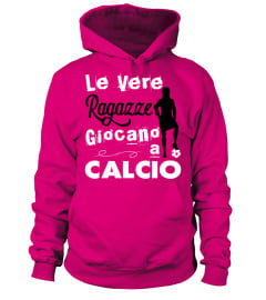 Le Vere Ragazze Giocano a Calcio