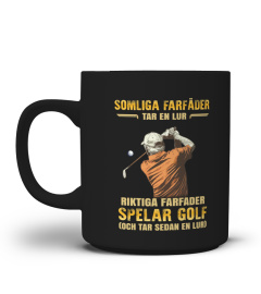 Spelar golf