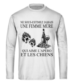 FEMME MÛRE - chiens