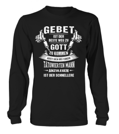 T-SHIRT FÜR TÄTOWIERTEN MANN