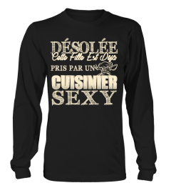 DESOLEE CETTE FILLE EST DEJA PRISE PAR MEC DE CUISINIER  T-shirt