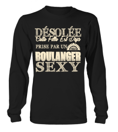 BOULANGER DESOLEE CETTE FILLE EST DEJA PRISE PAR UN BOULANGER SEXY T-shirt