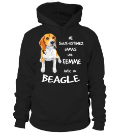 UNE FEMME AVEC UN BEAGLE