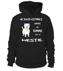 UNE FEMME AVEC UN WESTIE