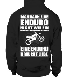 Eine Enduro braucht Liebe  T-Shirt