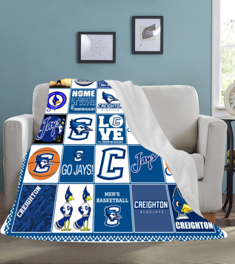 https://rsz.tzy.li/480/540/tzy/previews/images/002/438/093/794/original/ncaa-creighton-bluejays-sherpa-fleece-blanket-gifts-for-fans-001.jpg?1672214441