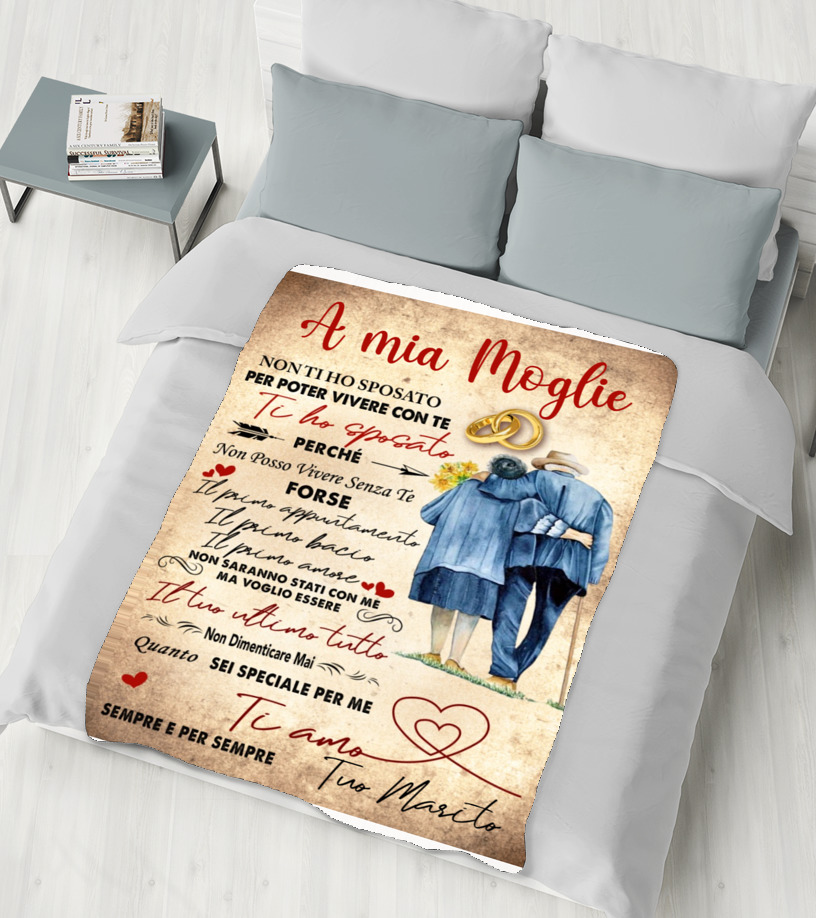 A mia moglie getta la coperta dal regalo di personalizzazione del